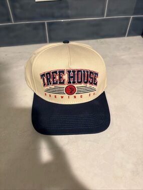 Tree House Brewing NWOT | Two-Tone Beige and Navy Cap